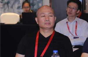 成为亿万富豪后，被金融危机打回原形，再次创业，他成为湖南首富